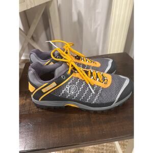 Pearl Izumi size 43 X-Alp Seek mountain bike cycling shoes